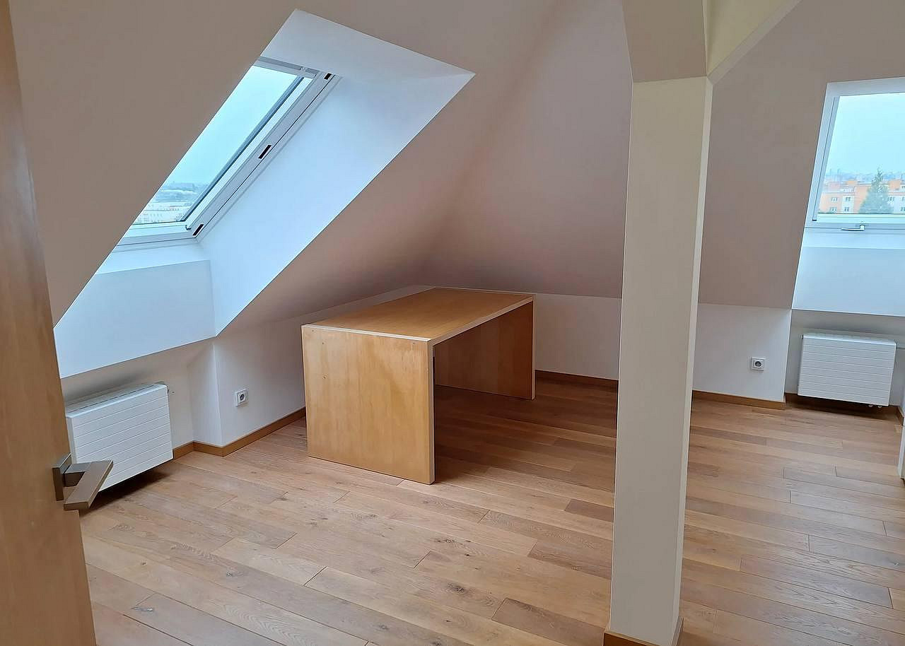 Pronájem bytu 2+kk 72 m² – další