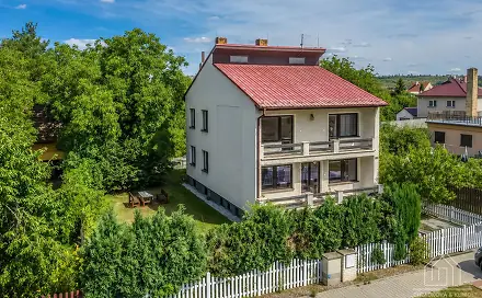Prodej domu 337 m² s pozemkem 564 m², Nádražní, Dolní Beřkovice, okres Mělník