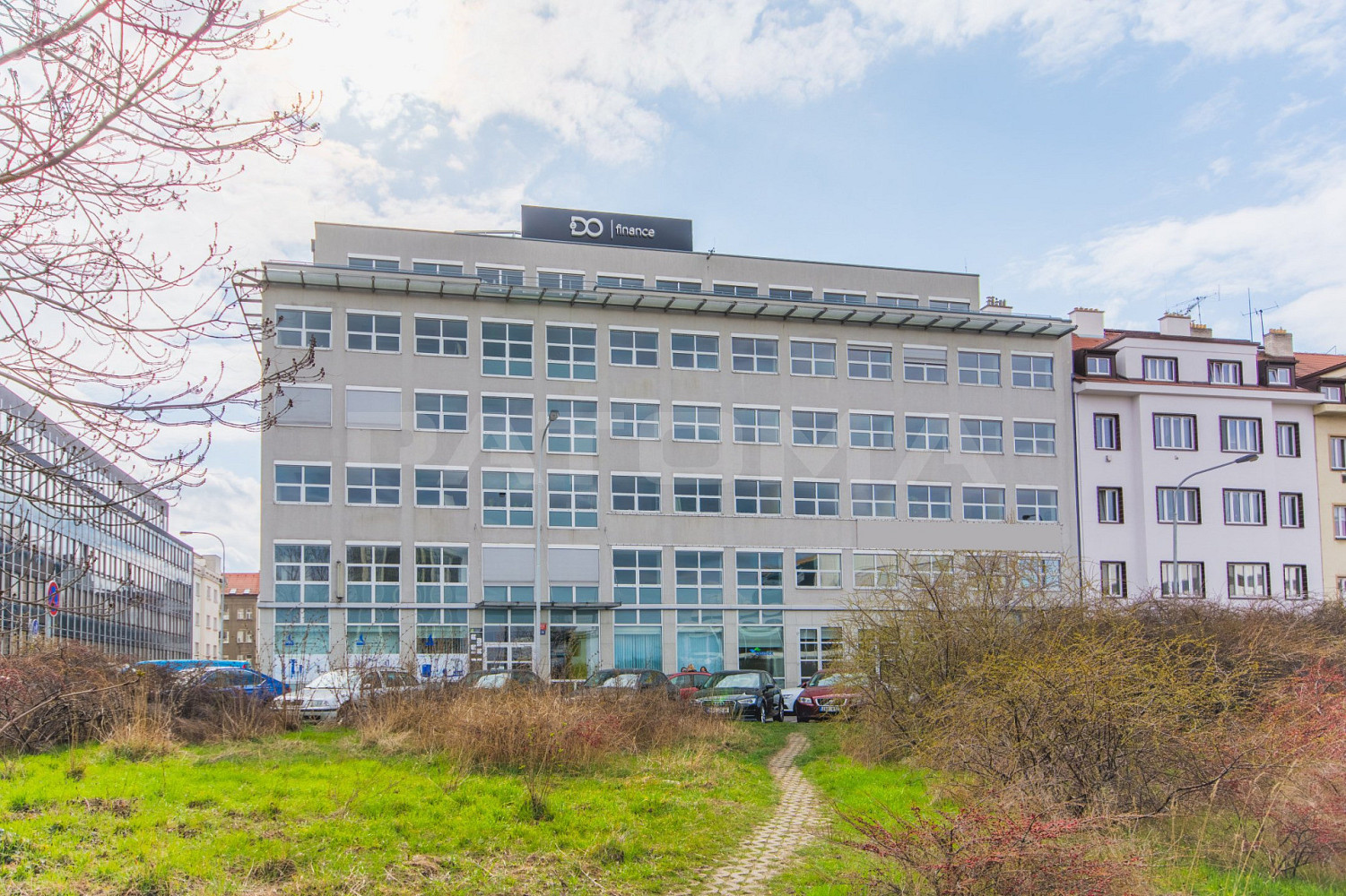 Pronájem kanceláře 405 m²