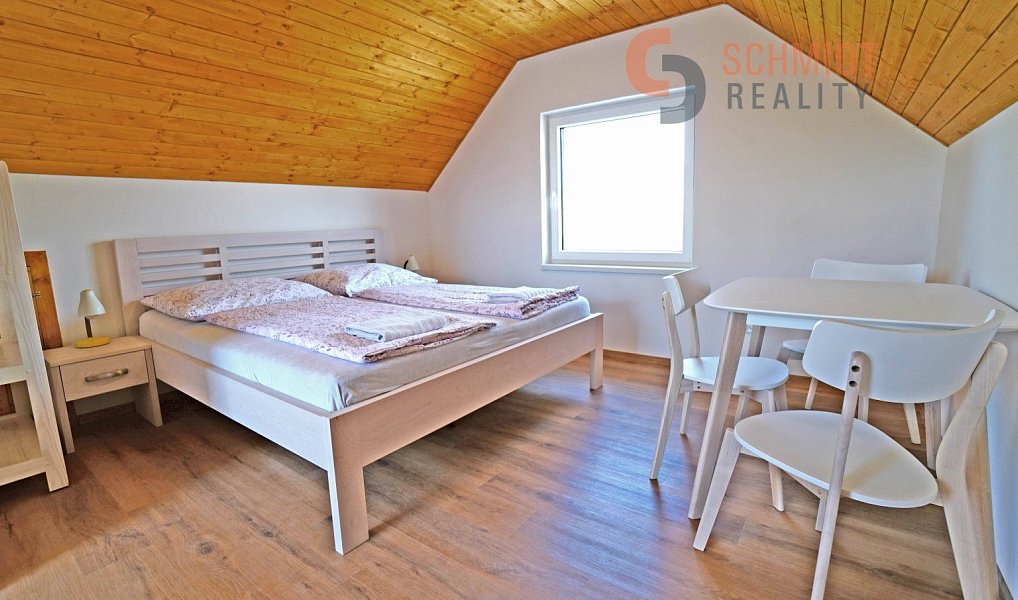 Pronájem ubytovacího objektu 139 m², Velké Bílovice – náhled fotky 4