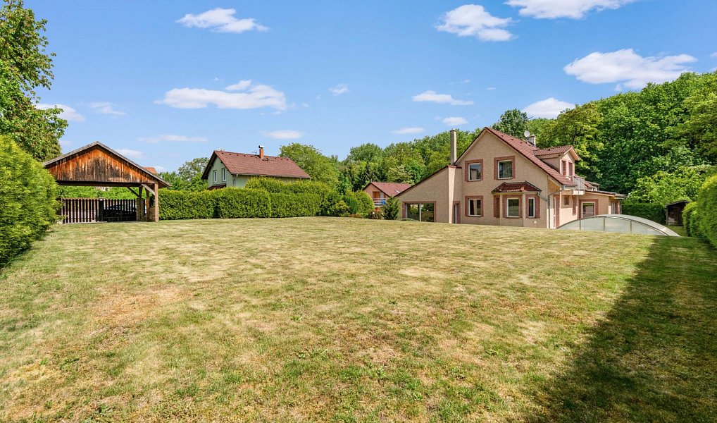 Prodej domu 202 m² s pozemkem 1 200 m², Praha – náhled fotky 23