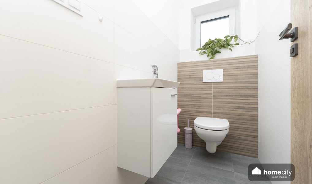 Pronájem domu 139 m² s pozemkem 594 m², Hlinsko – náhled fotky 17