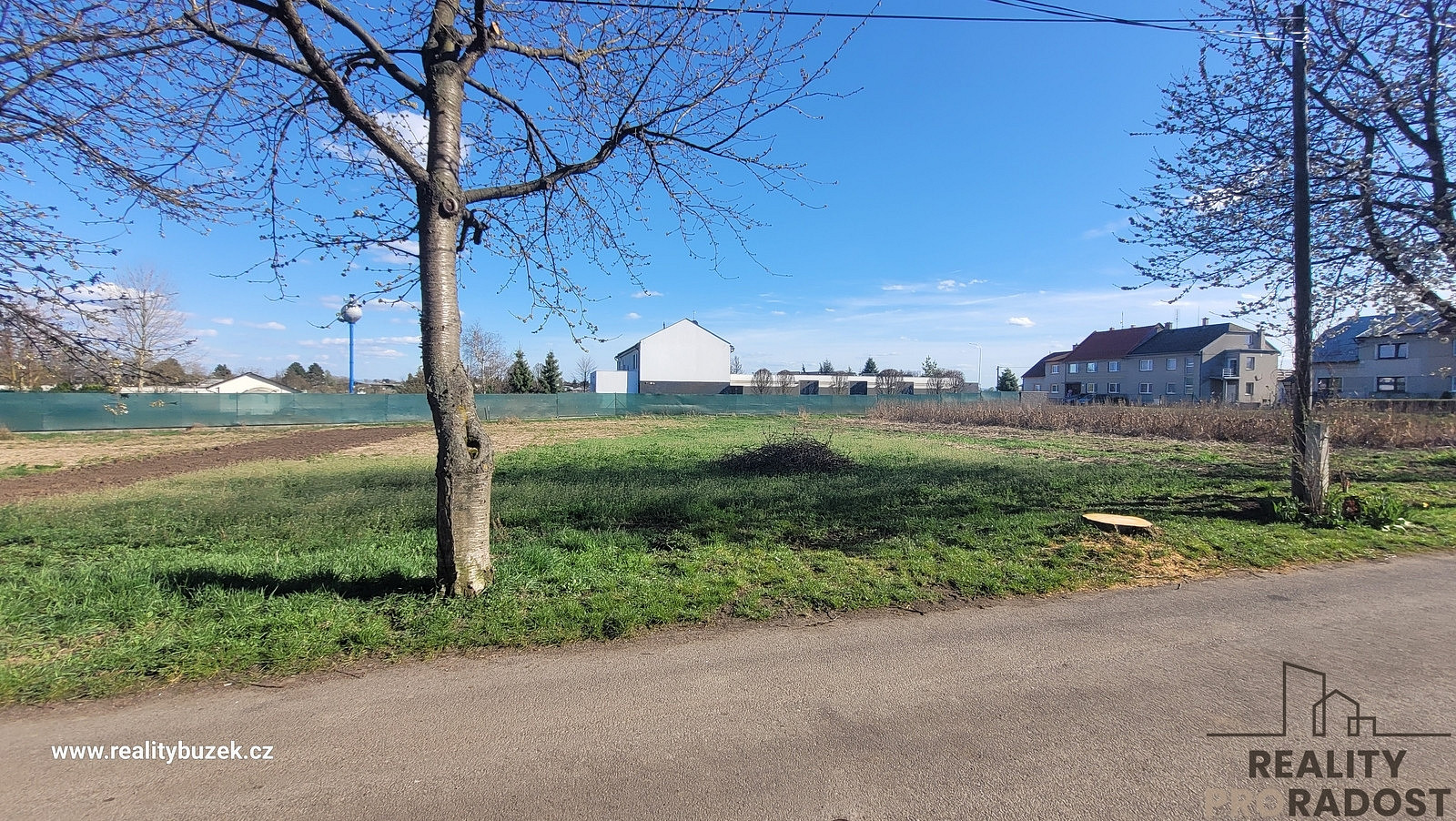 Prodej stavebního pozemku 936 m²