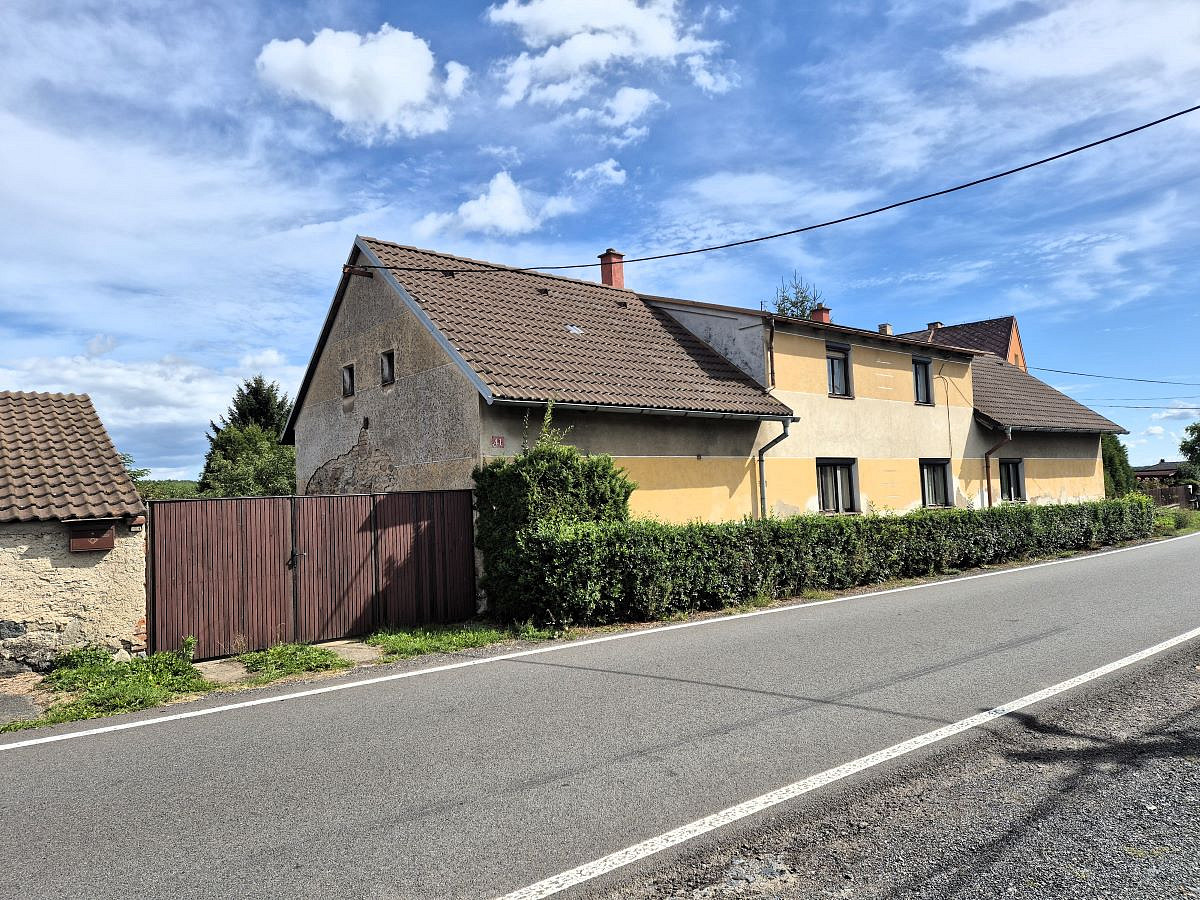 Prodej domu 239 m² s pozemkem 1 451 m² – fotografie 2