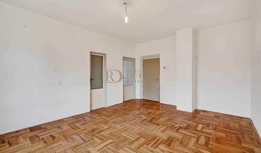 Prodej domu 165 m² s pozemkem 1 433 m², Náchod – náhled fotky 26