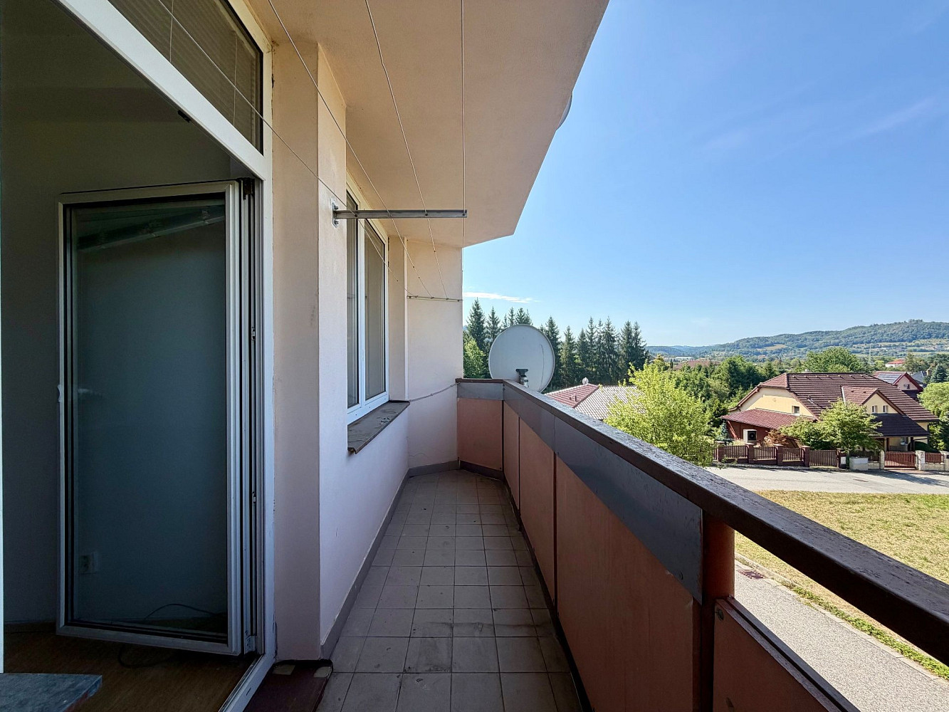 Pronájem bytu 3+kk 74 m² – fotografie 2