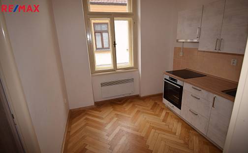 Pronájem bytu 1+1 31 m², Chelčického, Písek - Vnitřní Město