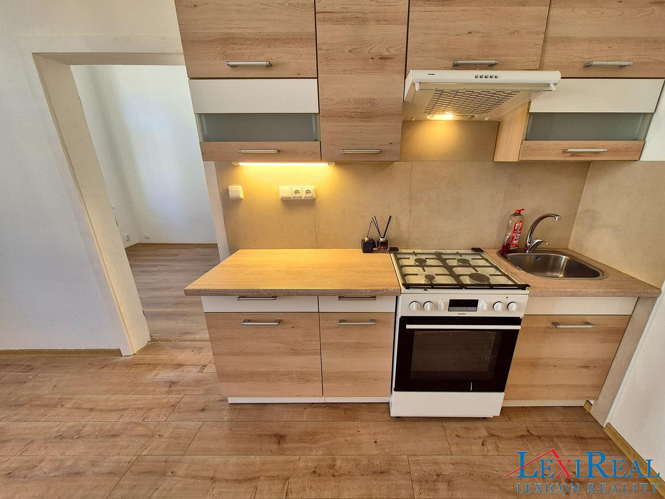 Pronájem bytu 2+kk 35 m² — photo 3