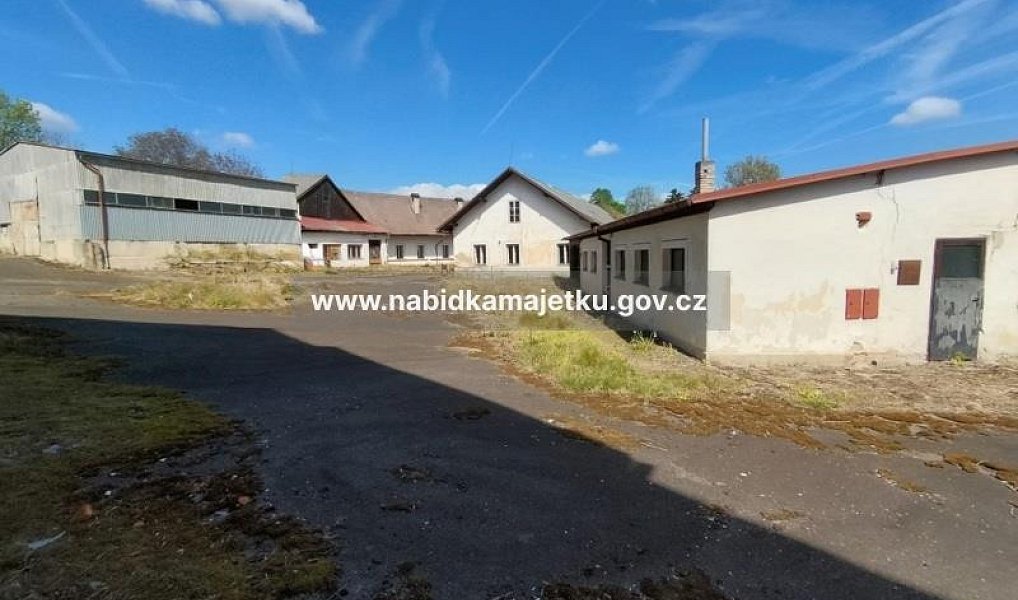 Prodej domu 2 182 m² s pozemkem 27 202 m², Vimperk – náhled fotky 13
