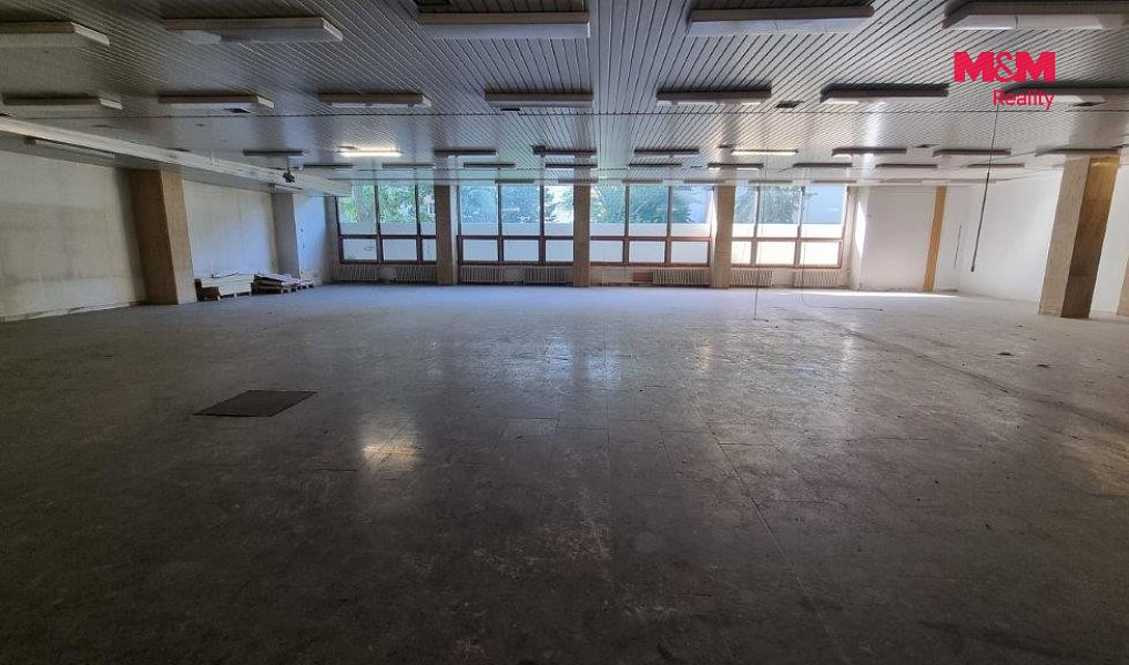 Pronájem obchodních prostor 739 m², Orlová – náhled fotky 10