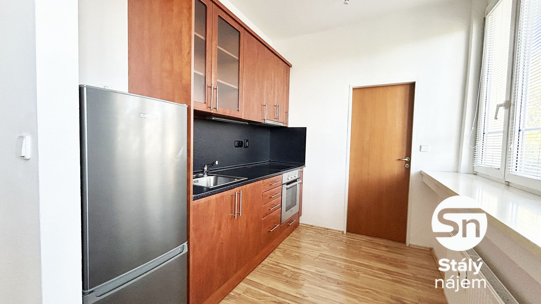 Pronájem bytu 3+kk 42 m² – fotografie 2