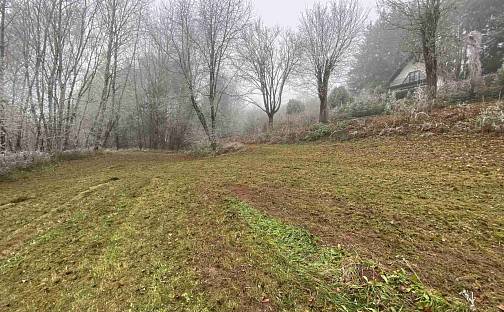 Prodej stavebního pozemku 1 210 m², Stará Paka, okres Jičín