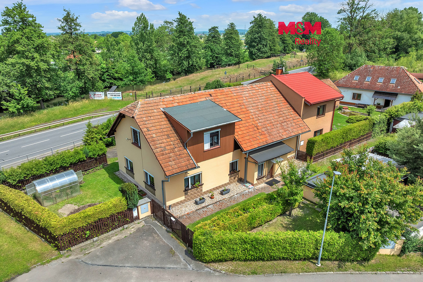Prodej domu 123 m² s pozemkem 688 m²
