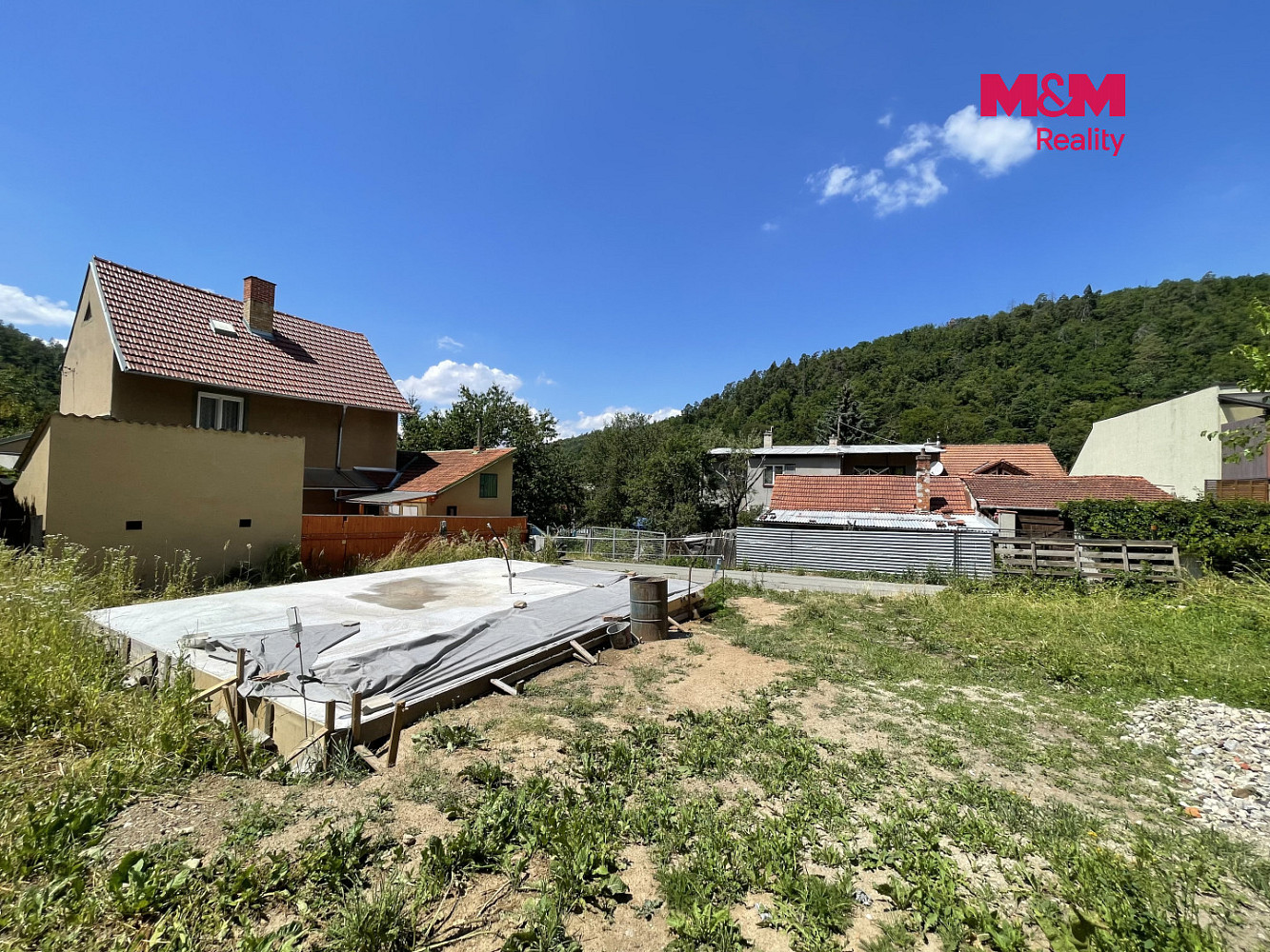 Prodej stavebního pozemku 1 214 m² – pohled 6