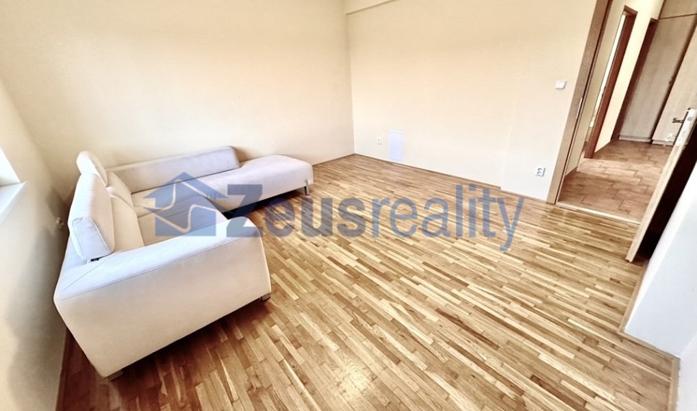 Pronájem bytu 2+1 65 m², Praha – náhled fotky 3