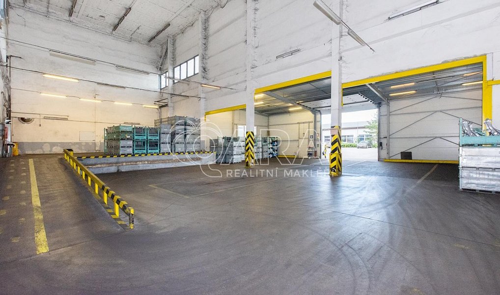 Pronájem výrobních prostor 3 025 m², Písek – náhled fotky 9