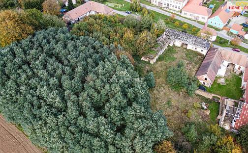 Prodej domu 520 m² s pozemkem 2 757 m², Dešná - Chvalkovice, okres Jindřichův Hradec