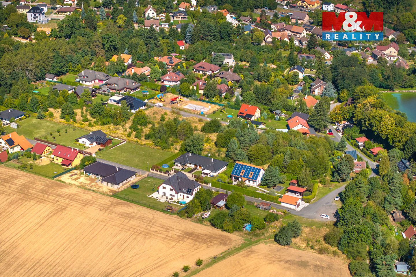 Prodej stavebního pozemku 1 000 m² - View 5