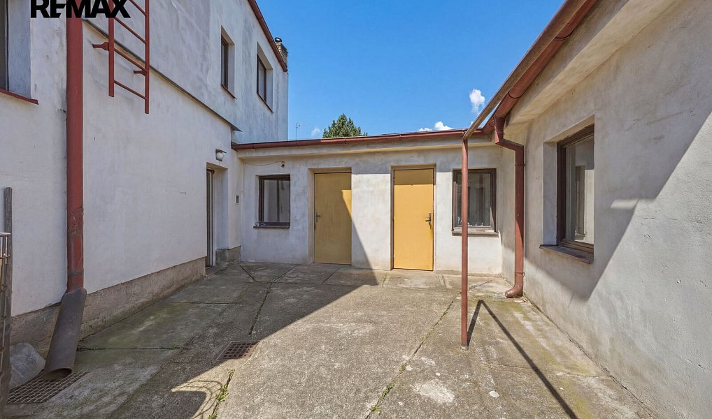 Prodej domu 160 m² s pozemkem 318 m², Lovosice – náhled fotky 35