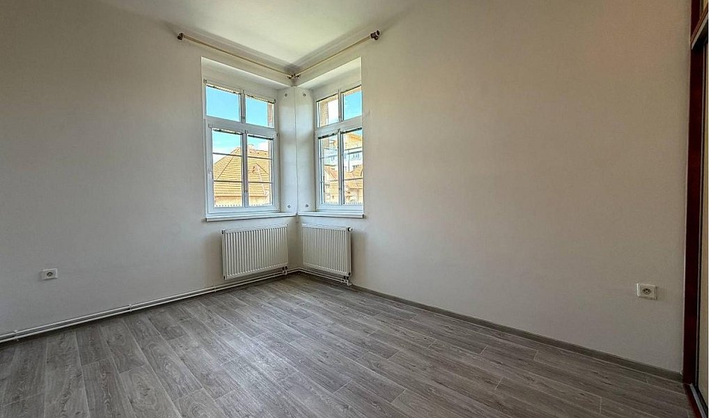 Prodej bytu 2+1 39 m², Chrudim – náhled fotky 2