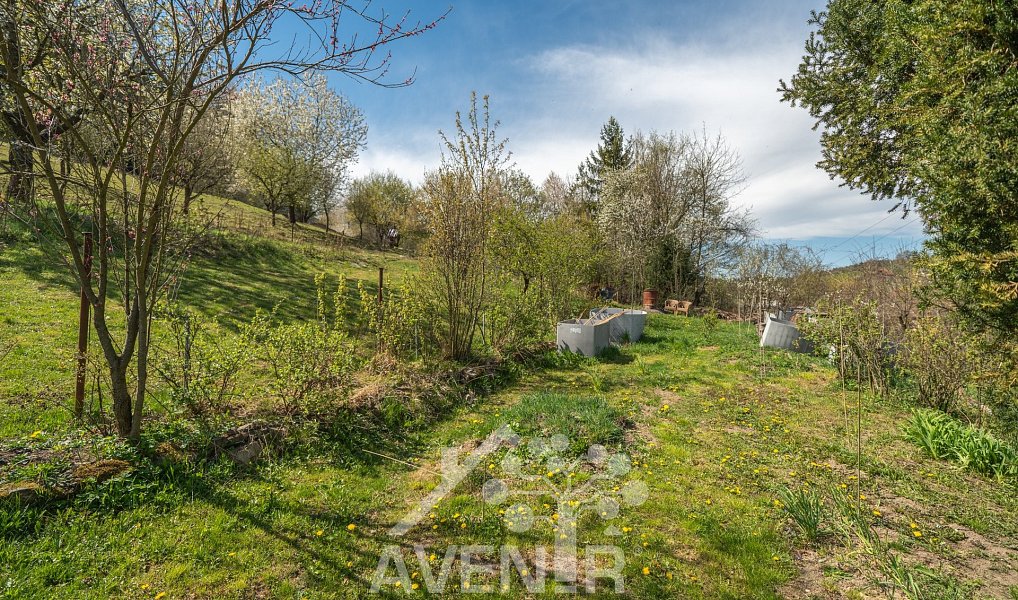 Prodej stavebního pozemku 1 674 m², Kašava – náhled fotky 11