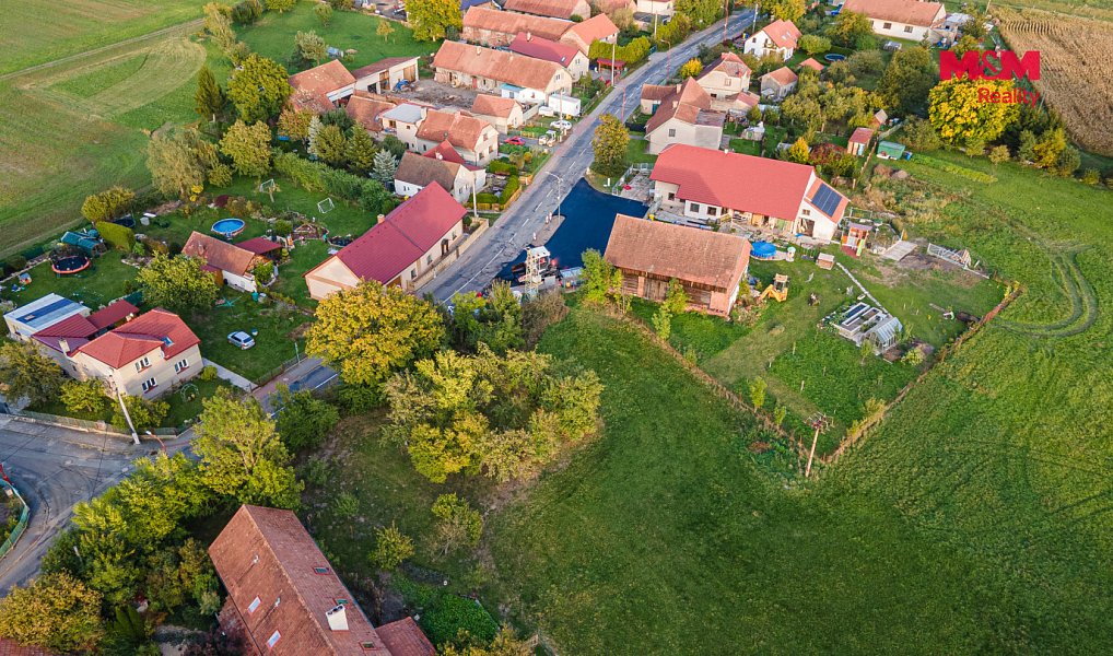 Prodej stavebního pozemku 830 m², Dobříkov – náhled fotky 9