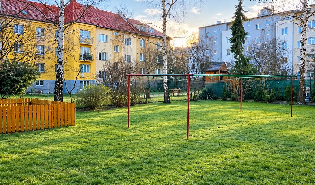 Pronájem bytu 2+kk 57 m², Praha – náhled fotky 17