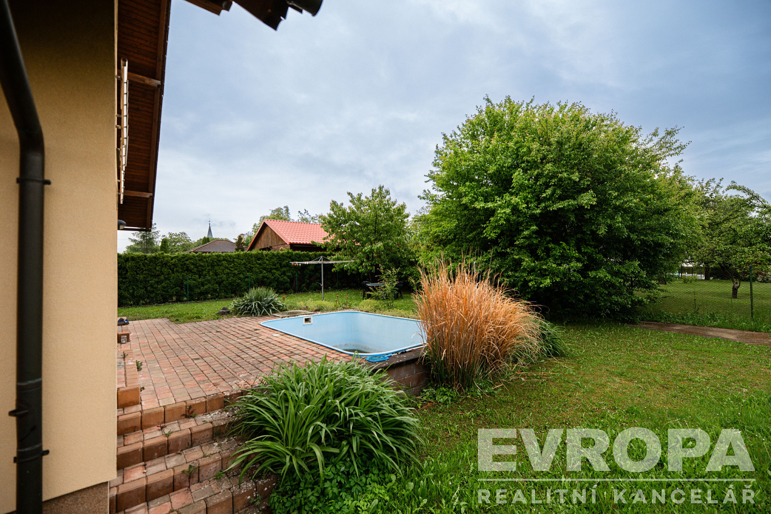 Prodej domu 303 m² s pozemkem 1 464 m² – fotografie 2