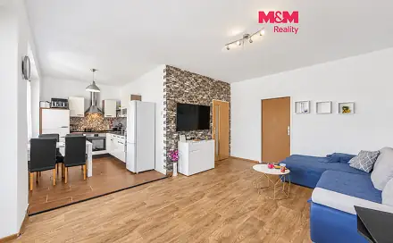 Prodej bytu 2+kk 52 m², nám. Mládežníků, Kralupy nad Vltavou - Lobeček, okres Mělník