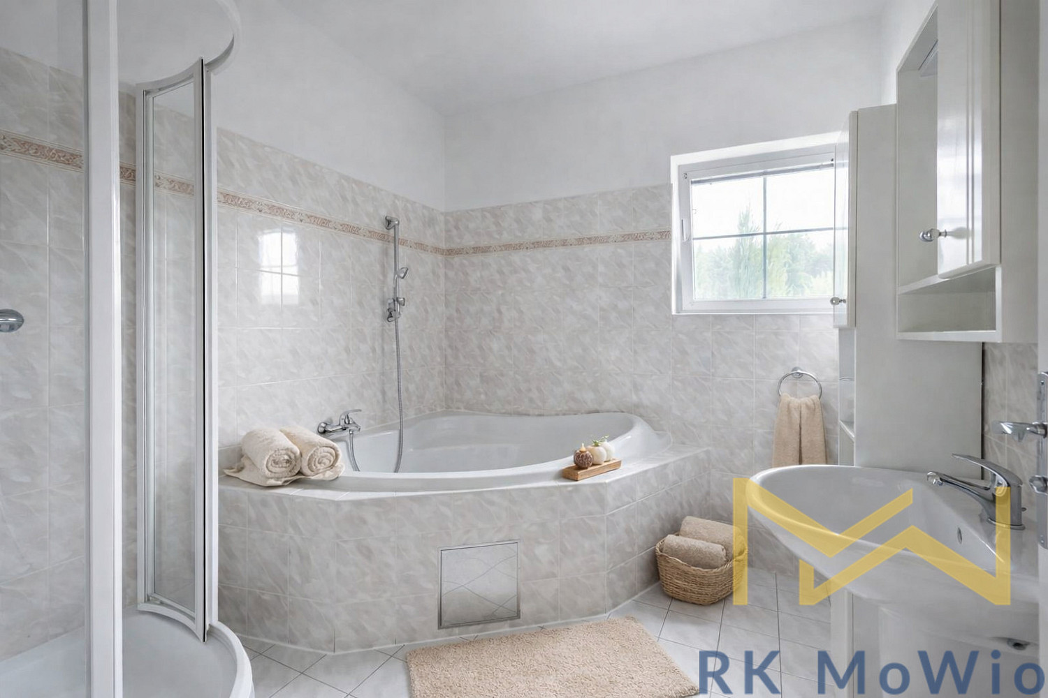 Pronájem domu 295 m² s pozemkem 1 018 m² — photo 3