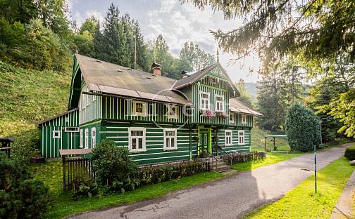 Prodej chaty/chalupy 300 m² s pozemkem 3 166 m², Pec pod Sněžkou - Velká Úpa, okres Trutnov