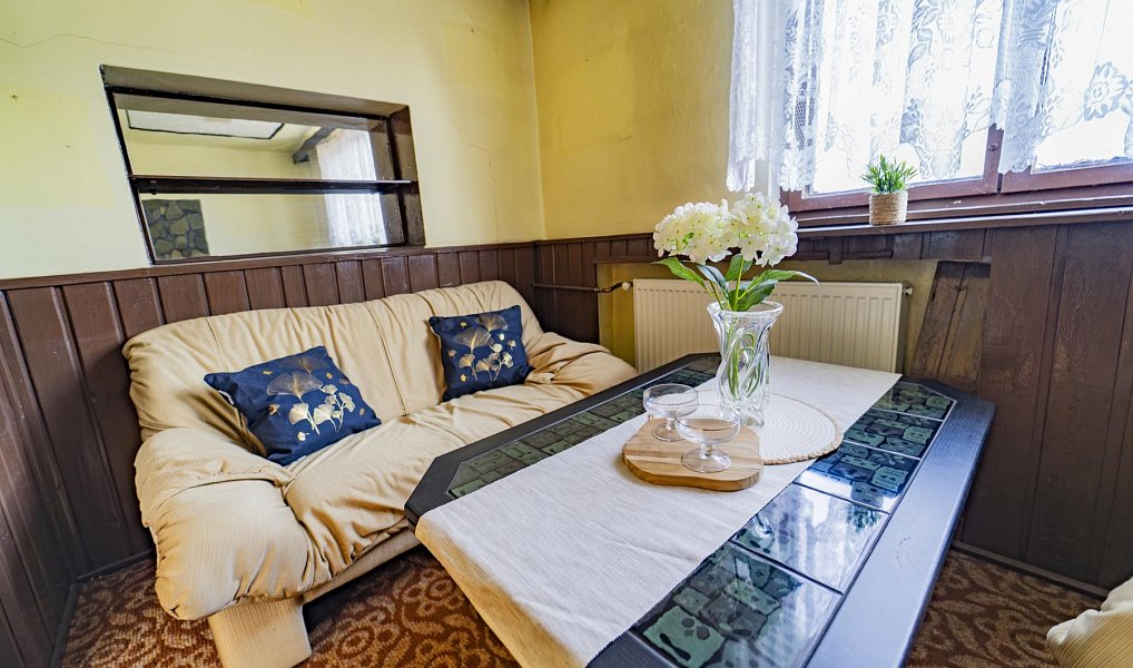 Prodej domu 140 m² s pozemkem 1 086 m², Lhotky – náhled fotky 13