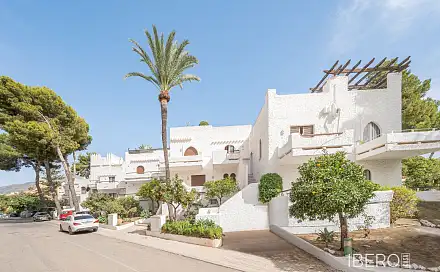 Prodej domu 165 m² s pozemkem 165 m², Nueva Andalucía, Španělsko