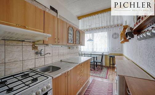 Prodej bytu 2+1 65 m², Zábělská, Plzeň - Doubravka