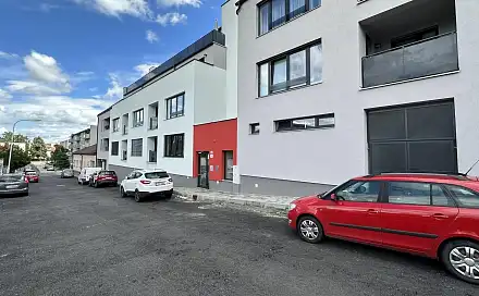 Pronájem bytu 3+kk 69 m²