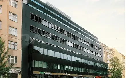 Pronájem obchodních prostor 184 m², Pobřežní, Praha 8 - Karlín