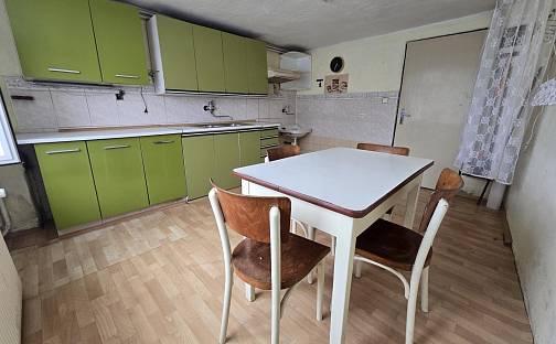 Prodej domu 95 m² s pozemkem 1 095 m², Kapetova, Dačice - Dačice III, okres Jindřichův Hradec