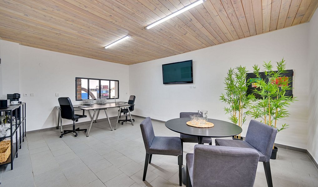 Prodej komerčního objektu (jiného typu) 192 m², Tvrdonice – náhled fotky 21