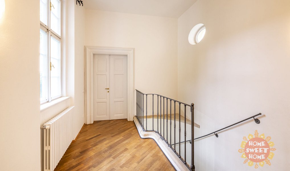 Pronájem bytu 4+1 187 m², Praha – náhled fotky 11