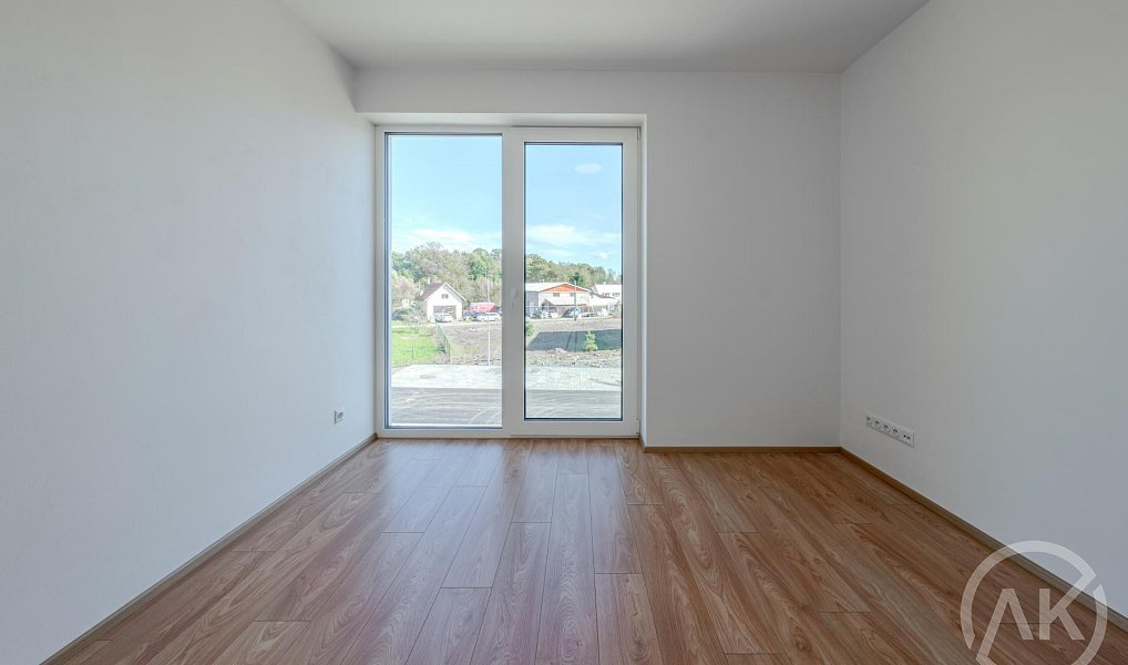 Pronájem bytu 3+kk 87 m², Bravantice – náhled fotky 9