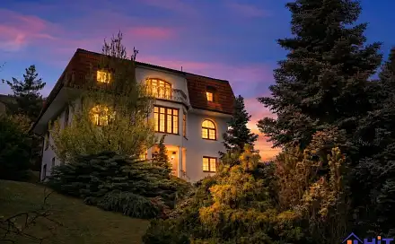 Prodej domu 450 m² s pozemkem 2 270 m², Na dlážděnce, Praha 8 - Troja