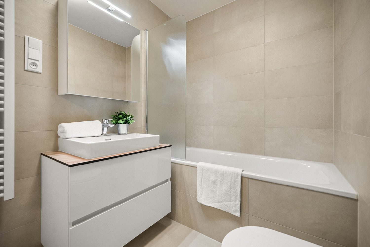 Pronájem bytu 2+kk 49 m² – fotografie 4