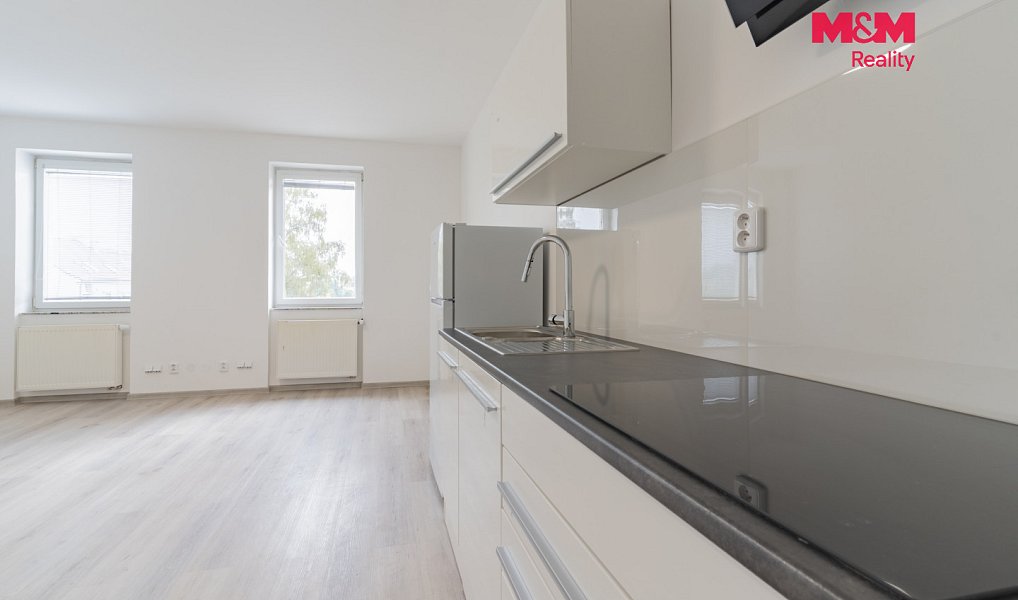 Pronájem bytu 2+kk 55 m², Cheb – náhled fotky 2