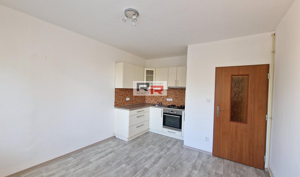 Pronájem bytu 1+1 37 m², Olomouc – náhled fotky 2