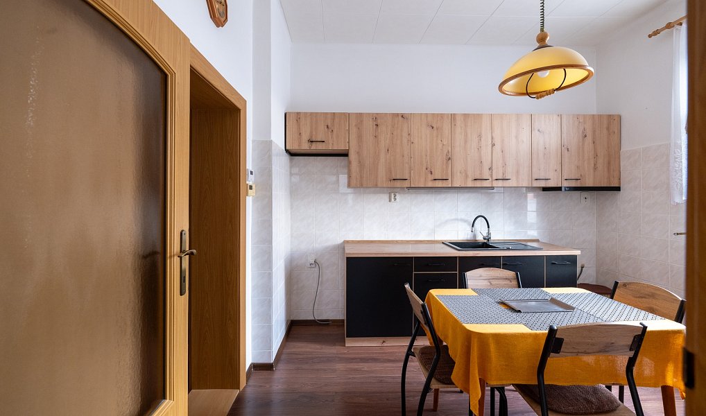 Prodej domu 150 m² s pozemkem 311 m², Ivančice – náhled fotky 3