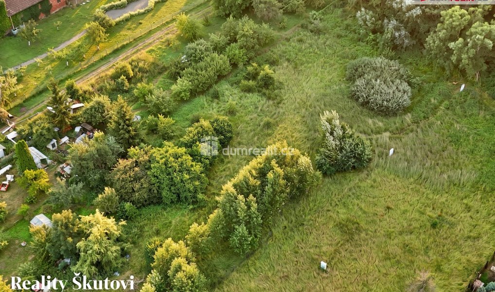Prodej stavebního pozemku 902 m², Chabařovice – náhled fotky 32