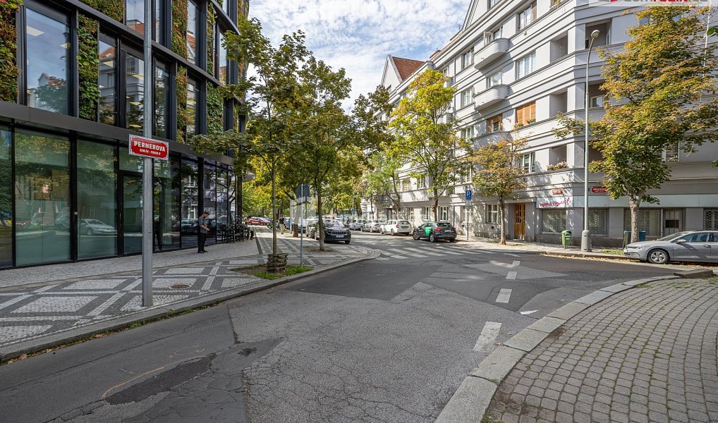 Prodej bytu 2+1 44 m², Praha – náhled fotky 28