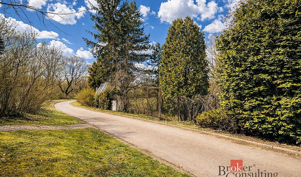 Prodej stavebního pozemku 397 m², Rebešovice – náhled fotky 9