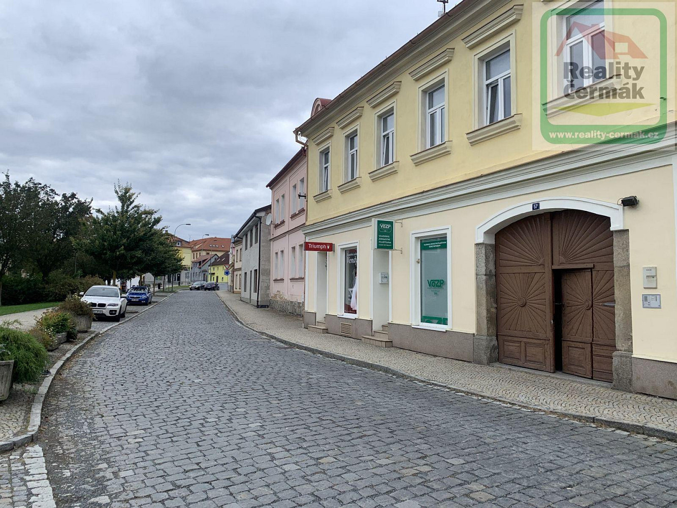 Prodej domu 380 m² s pozemkem 680 m² – fotografie 3