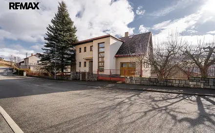 Prodej domu 210 m² s pozemkem 142 m², Na Vyhlídce, Vimperk - Vimperk III, okres Prachatice